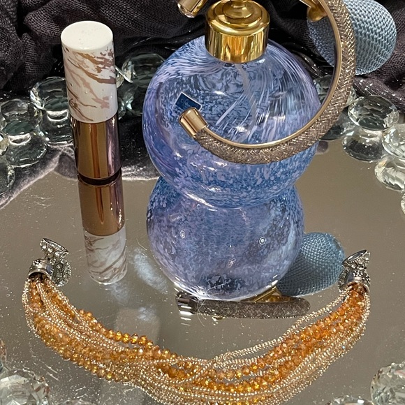 Two bracelets. Gold-tone bangle w/glass beads, gold-beads w/silver-tone clasp. - Picture 3 of 4